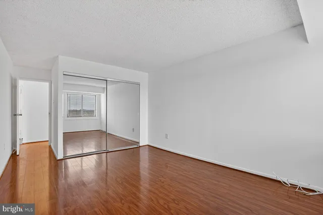 $325,000 | 200 North Pickett Street, Unit 1513, Alexandria, VA 22304