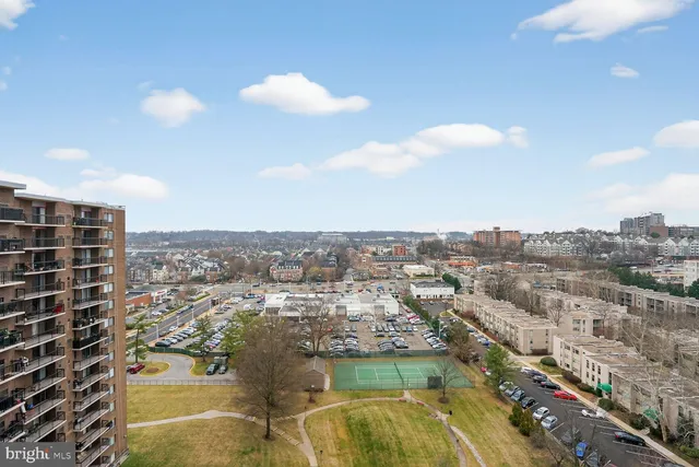 $325,000 | 200 North Pickett Street, Unit 1513, Alexandria, VA 22304