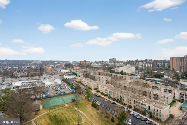 $325,000 | 200 North Pickett Street, Unit 1513, Alexandria, VA 22304