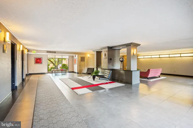 $325,000 | 200 North Pickett Street, Unit 1513, Alexandria, VA 22304