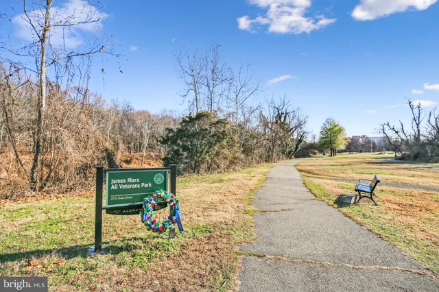 $325,000 | 200 North Pickett Street, Unit 1513, Alexandria, VA 22304