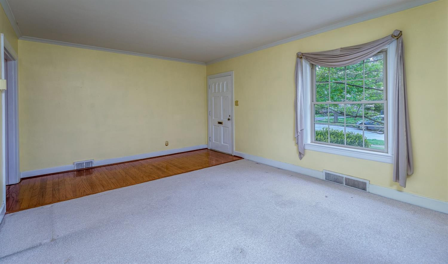 233 Chenault Road Lexington, KY 40502 - Photo 3 of 36 Photo 3