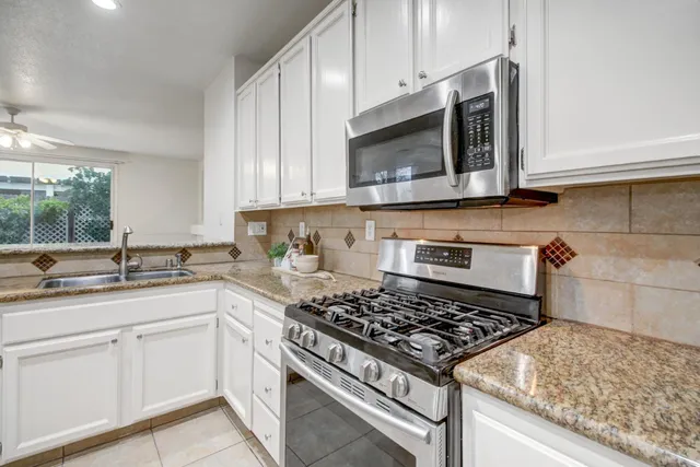 $695,000 | 8545 Dewberry Way, Elk Grove, CA 95624