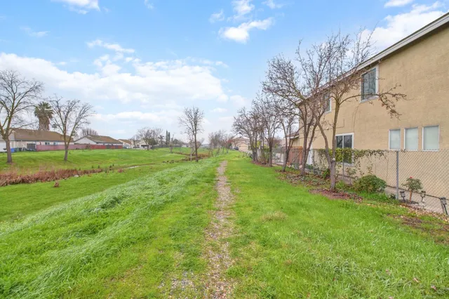 $695,000 | 8545 Dewberry Way, Elk Grove, CA 95624