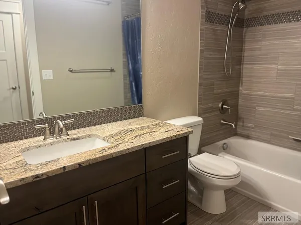 $479,900 | 484 Double Eagle Drive, Pocatello, ID 83204