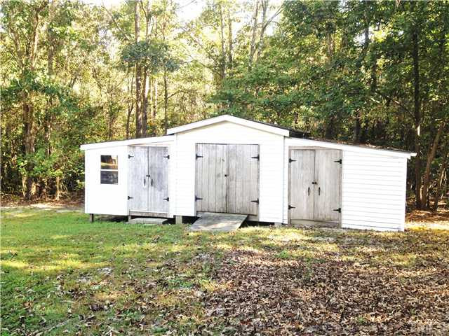 400 Red House Road Smithfield, NC 27577 - Photo 7 of 16 Storage