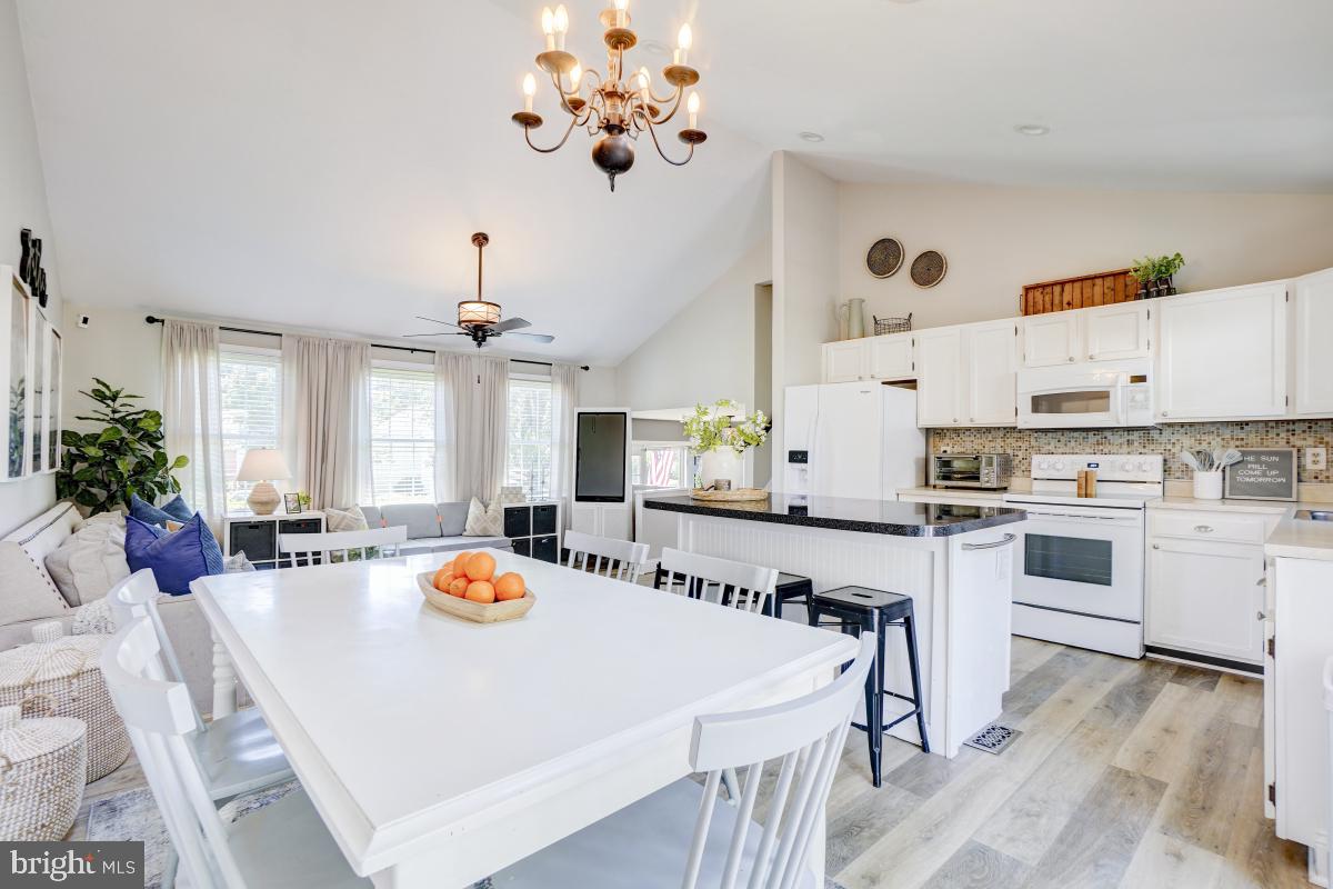 17 Braxton Drive Sterling, VA 20165 - Photo 6 of 30