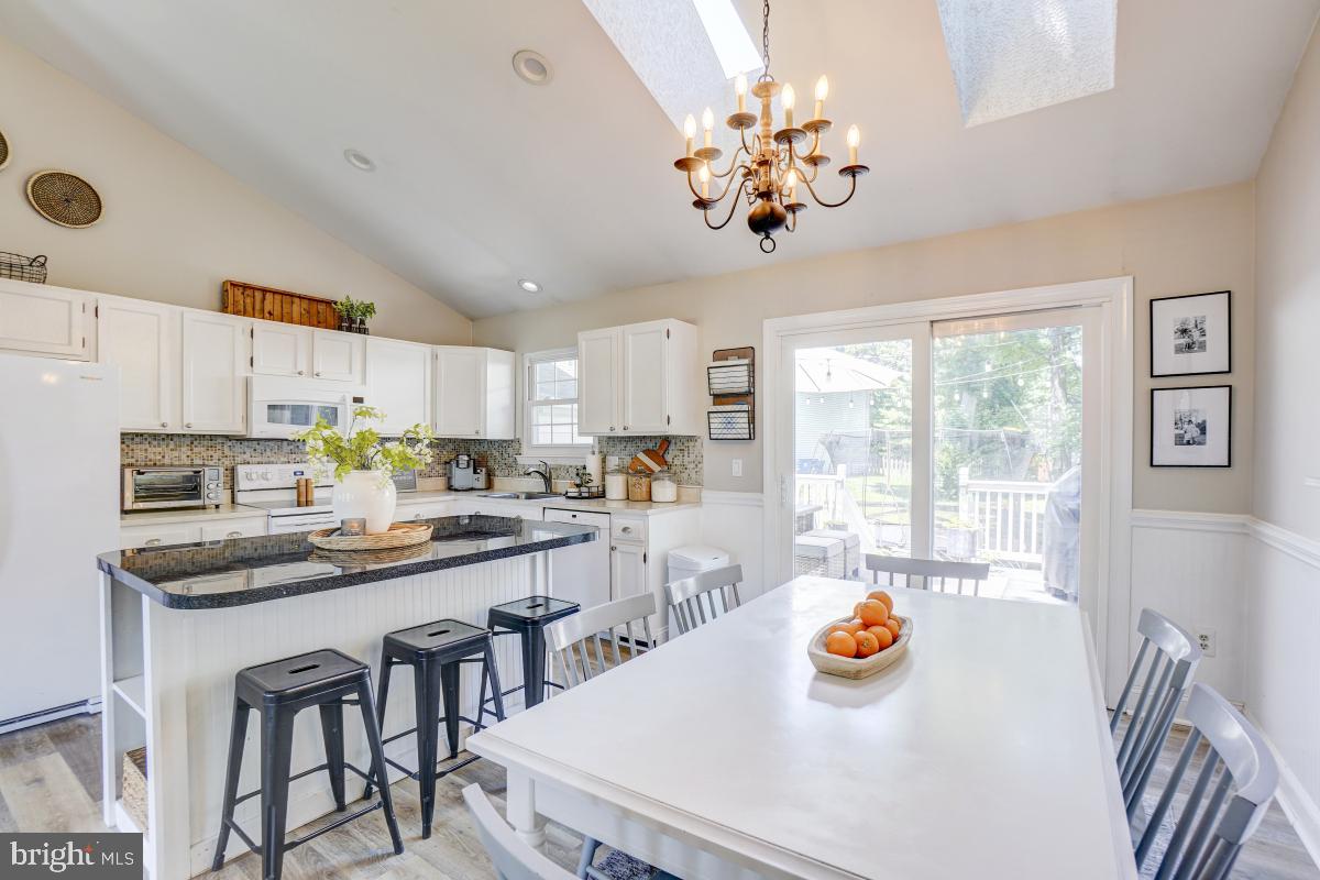 17 Braxton Drive Sterling, VA 20165 - Photo 8 of 30