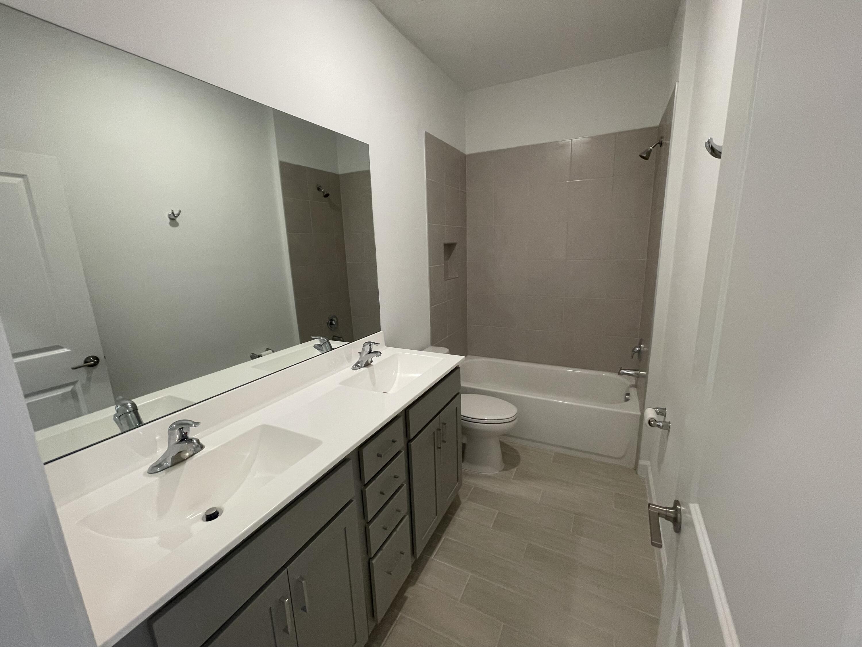 4981 Navali Drive Lake Worth, FL 33467 - Photo 16 of 37 IMG_4786