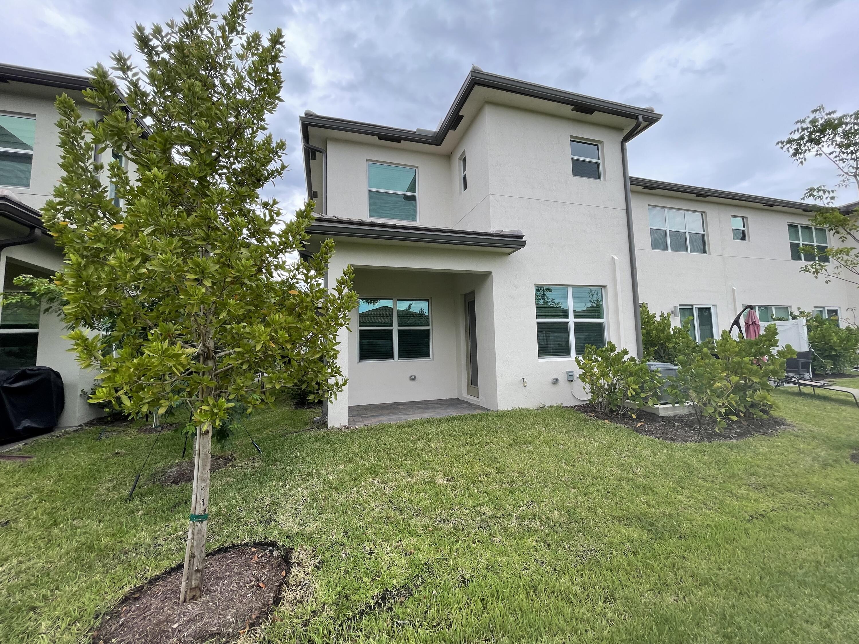 4981 Navali Drive Lake Worth, FL 33467 - Photo 22 of 37 IMG_4796