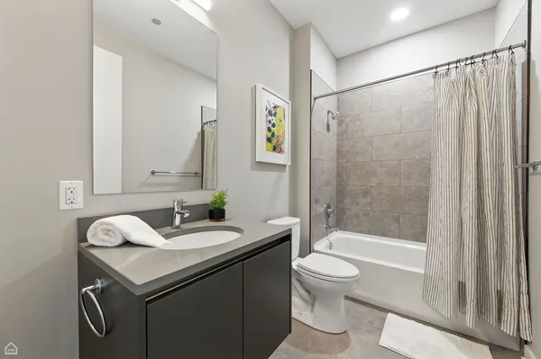 $13,500 | 146 West Erie Street, Unit 1301, Chicago, IL 60654