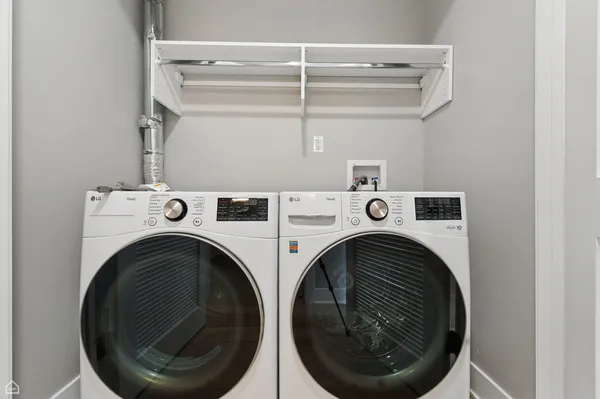 $13,500 | 146 West Erie Street, Unit 1301, Chicago, IL 60654