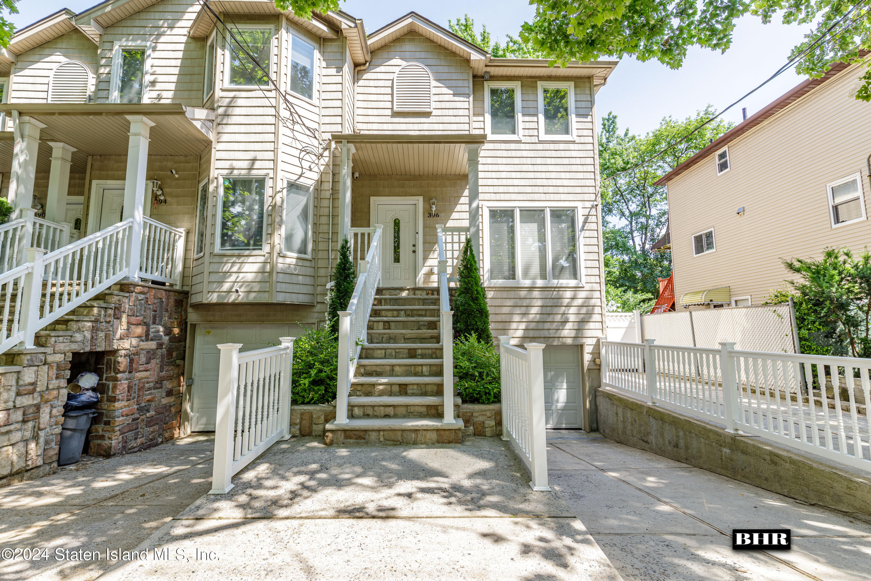 396 North Railroad Ave