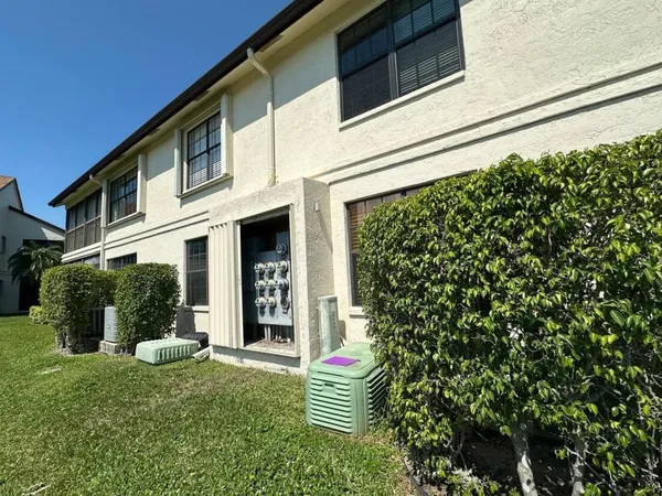 $149,900 | 3395 Jog Park Drive, Greenacres, FL 33467