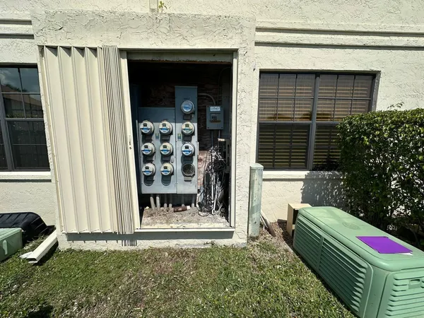 $149,900 | 3395 Jog Park Drive, Greenacres, FL 33467