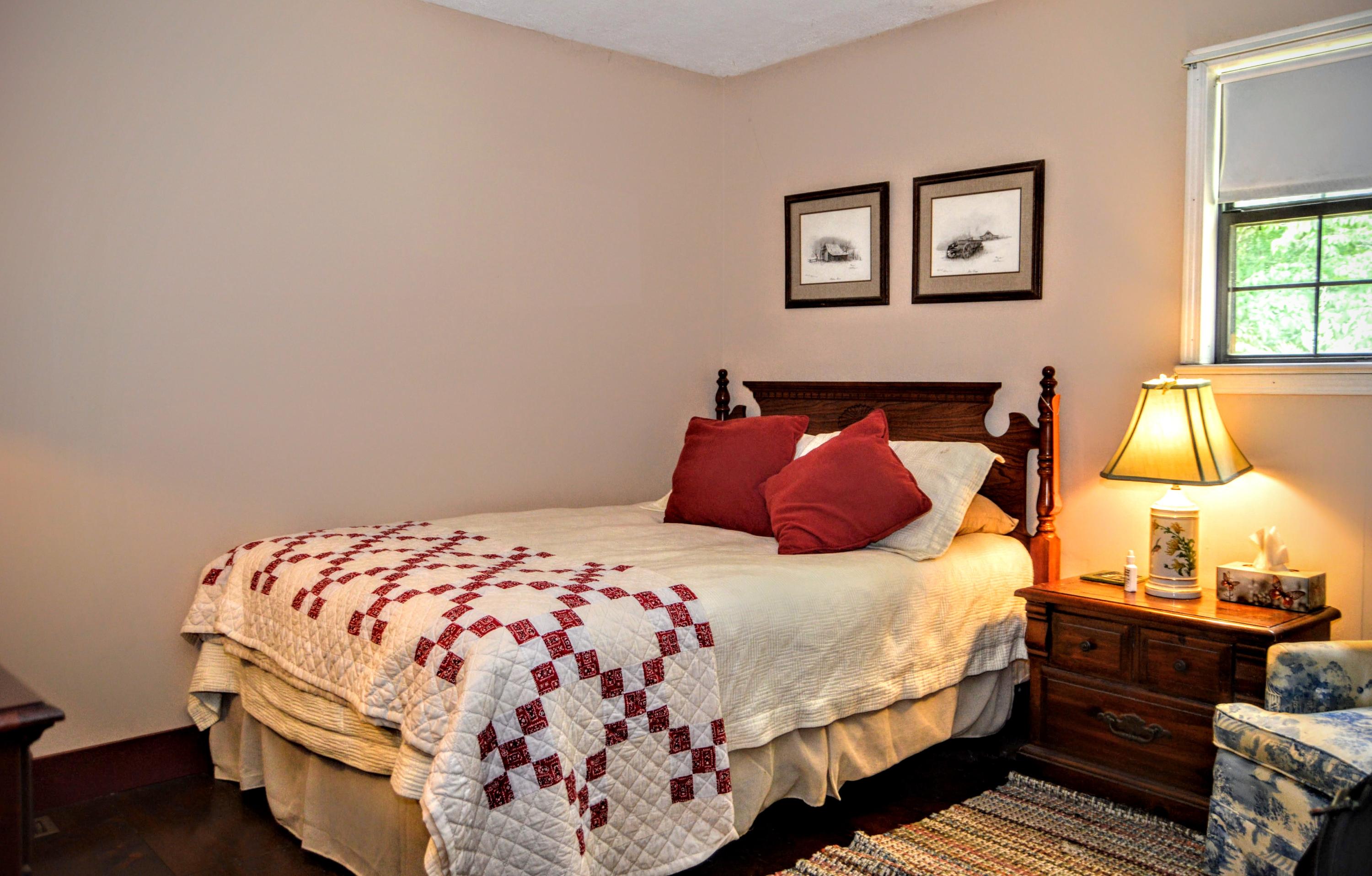 207 Cunningham Drive Decatur, TN 37322 - Photo 15 of 20 Bedroom 1