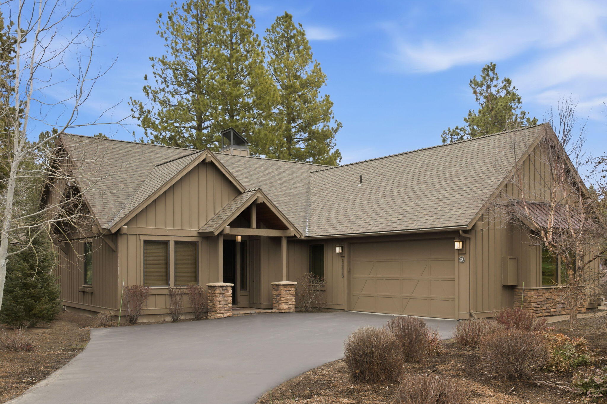 56508 Dancing Rock Loop, Unit 22 Bend, OR 97707 - Photo 8 of 69 Plenty of added driveway parking