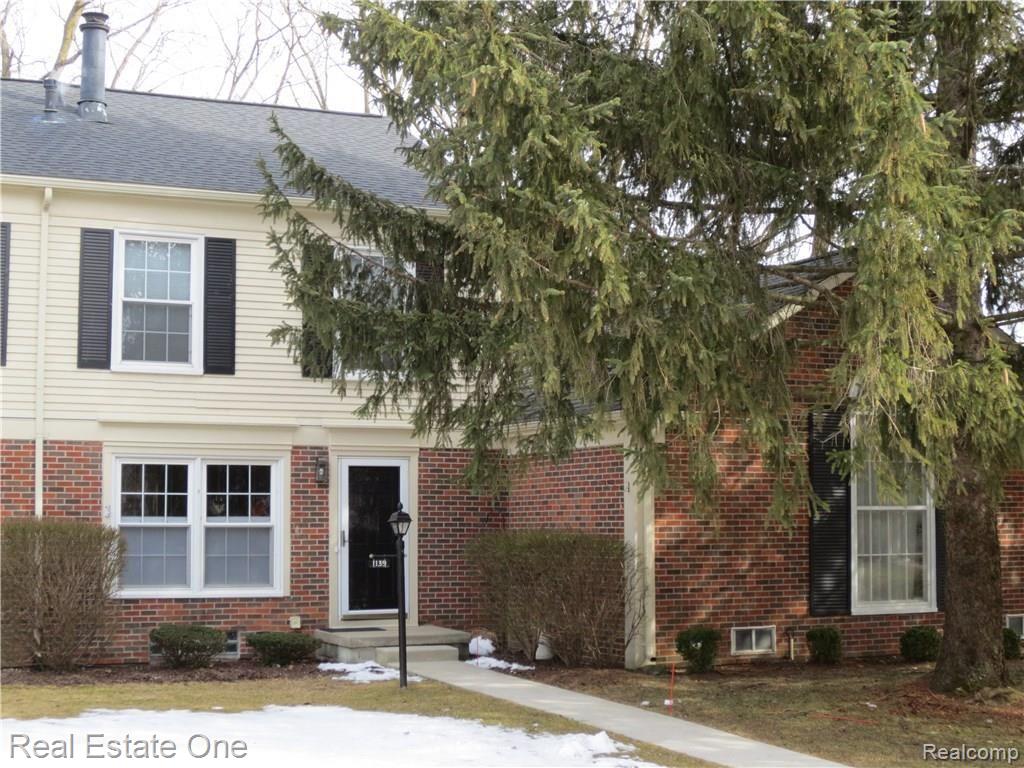 1139 Pine Ridge Court, Unit 150 Rochester Hills, MI 48306 - Photo 1 of 40