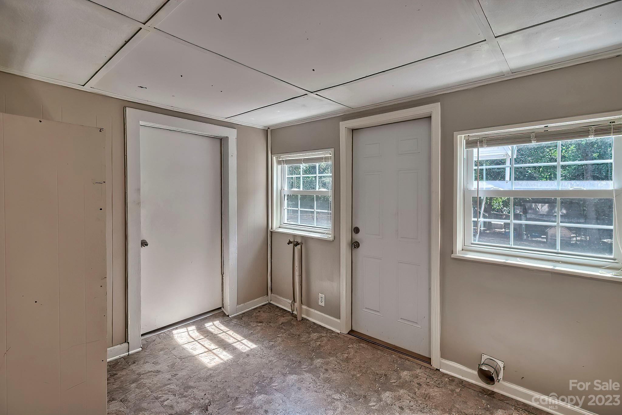 1879 Jones Road Kershaw, SC 29067 - Photo 8 of 42 Gallery Image 8
