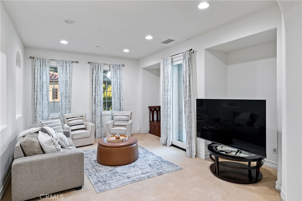 23 Castlerock Irvine, CA 92603 - Photo 16 of 50