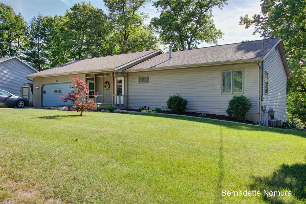 12167 Reyburn Drive Northeast Sparta, MI 49345 - Photo 2 of 34