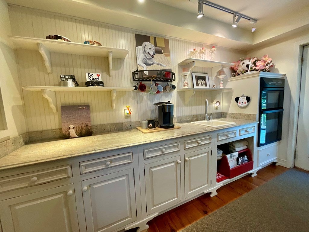352 Dogwood Ridge Fancy Gap, VA 24328 - Photo 21 of 66 Gallery Image 21