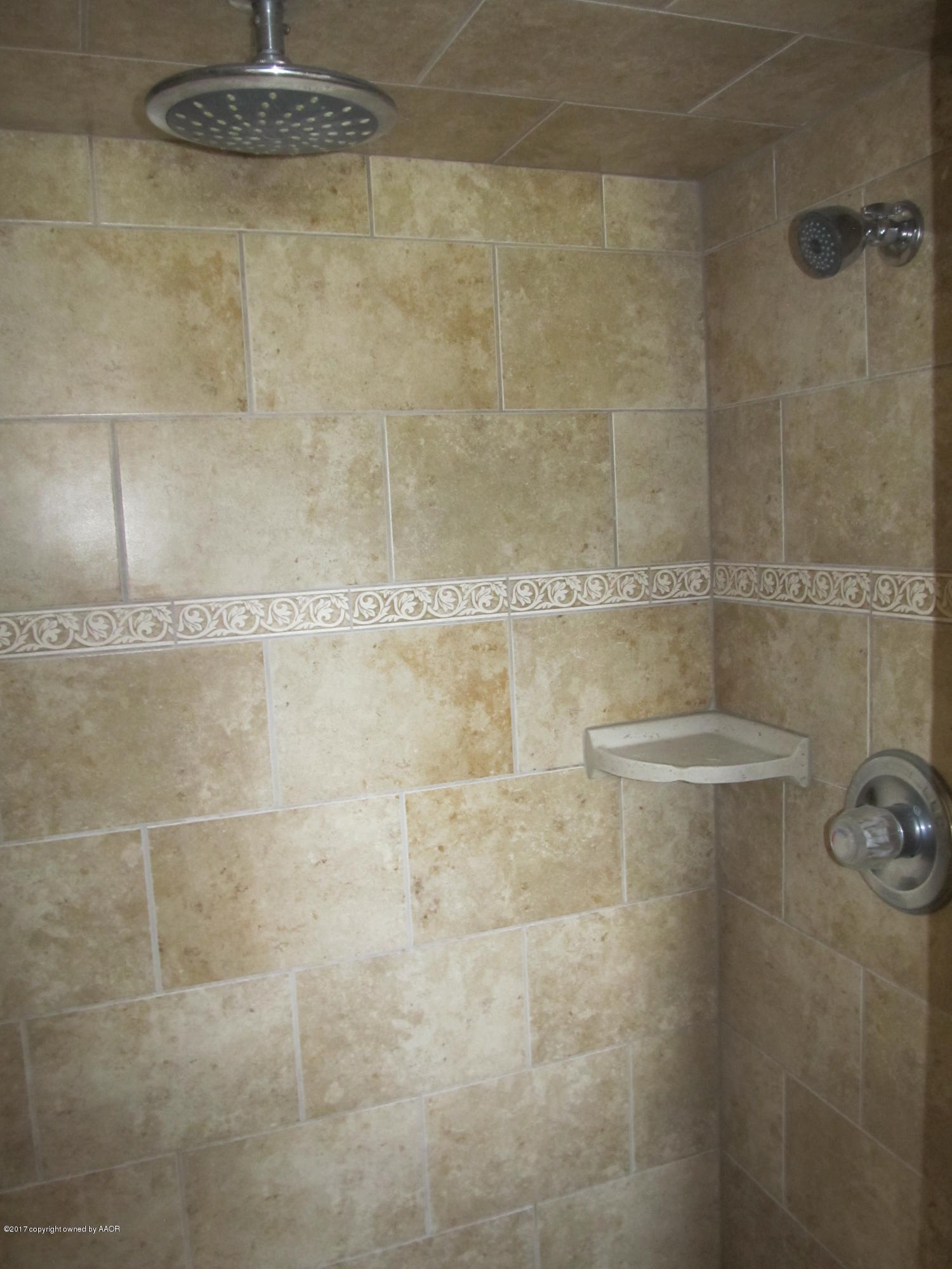 3408 South Rusk Street Amarillo, TX 79109 - Photo 12 of 16 Shower