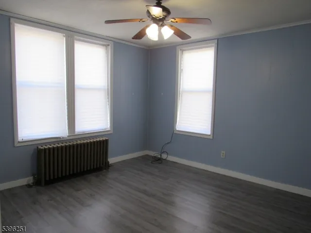 $1,800 | 382 Center Street, Phillipsburg, NJ 08865