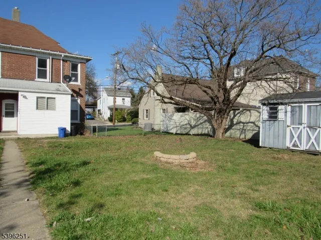 $1,800 | 382 Center Street, Phillipsburg, NJ 08865