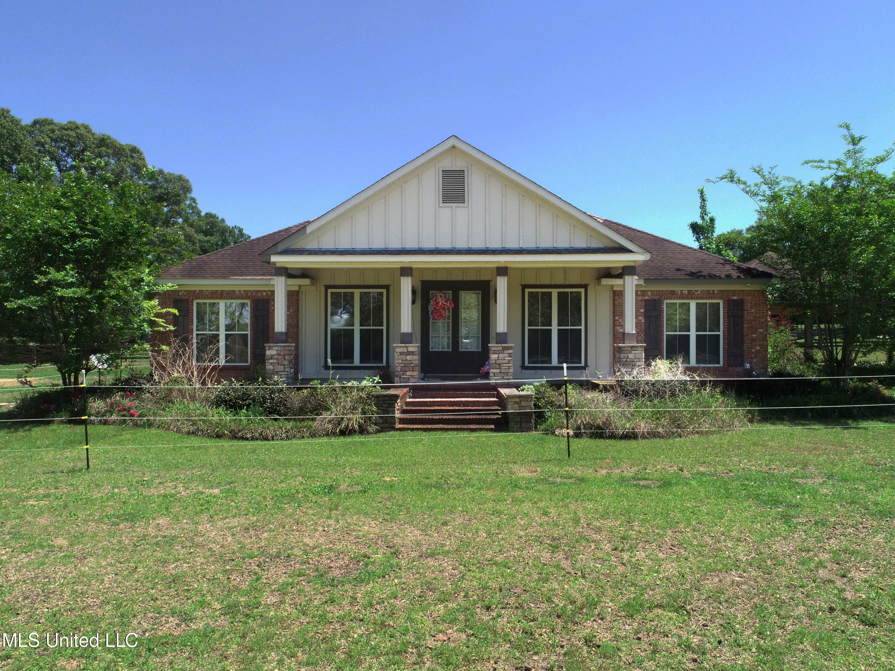 3218 Howell Tanner Chapel Road Lucedale, MS 39452 - Photo 1 of 42 Front