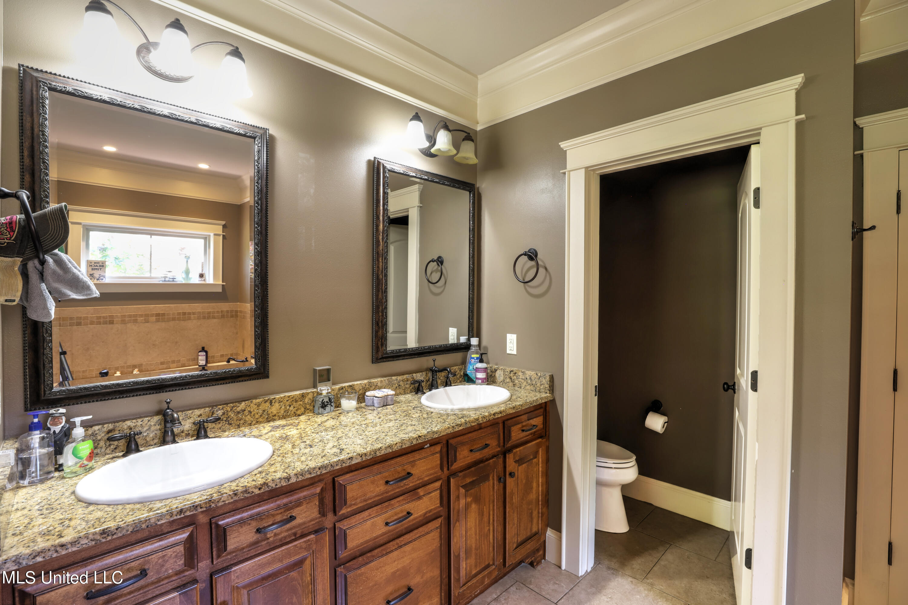 3218 Howell Tanner Chapel Road Lucedale, MS 39452 - Photo 16 of 42 Master Bathroom