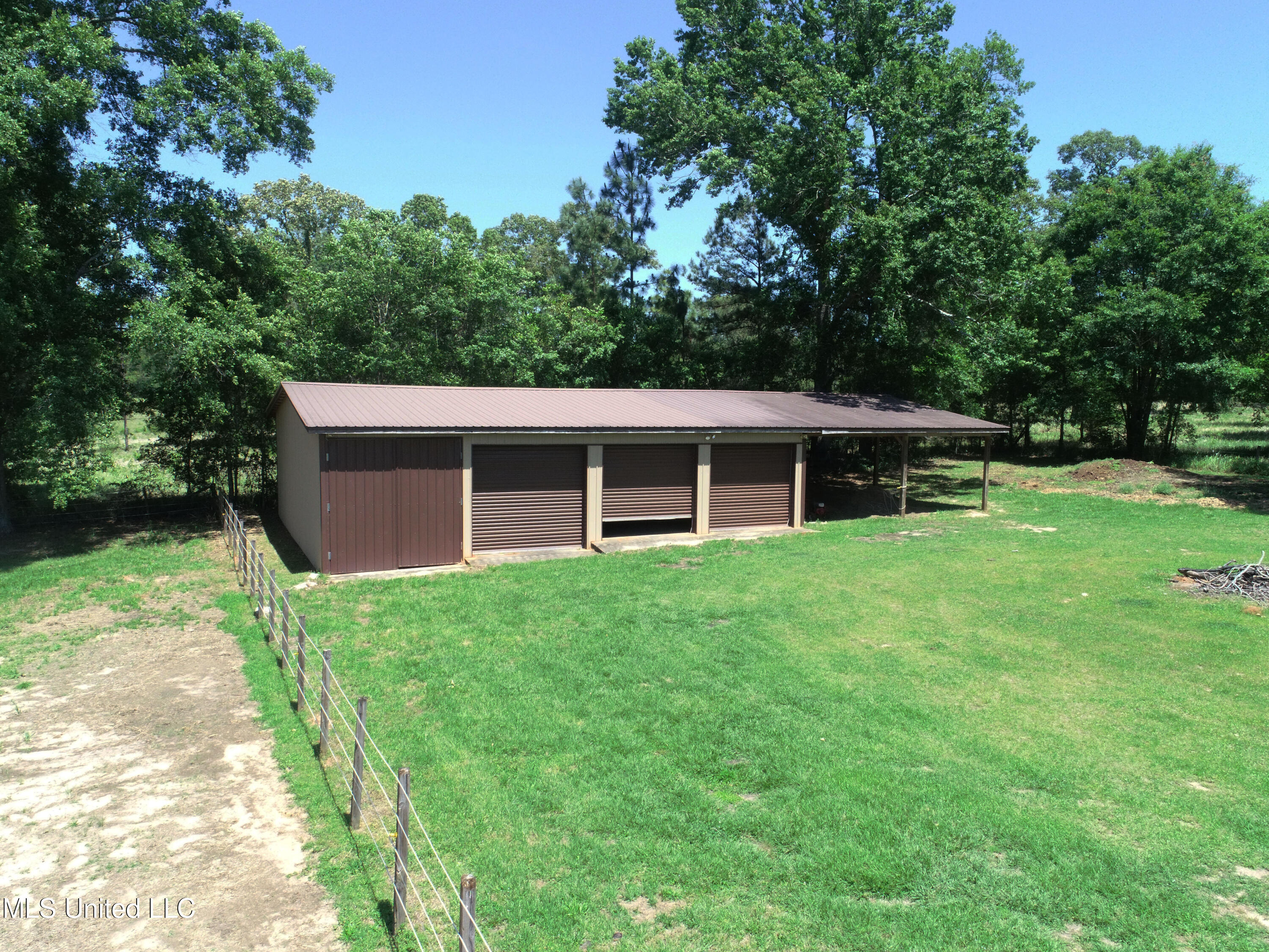 3218 Howell Tanner Chapel Road Lucedale, MS 39452 - Photo 41 of 42 Storage