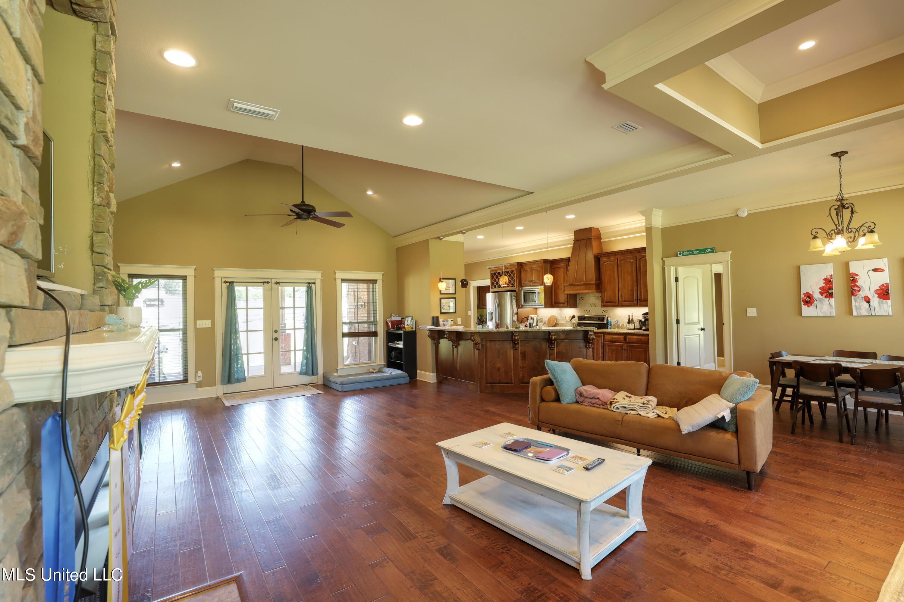 3218 Howell Tanner Chapel Road Lucedale, MS 39452 - Photo 5 of 42 Living Room