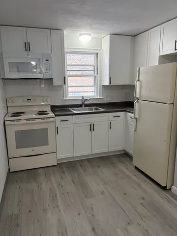 $1,995 | 85 Trapelo Road, Unit 40, Waltham, MA 02452