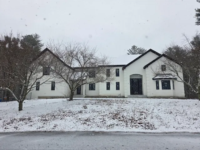 $2,375,000 | 15 Somerset Drive, Andover, MA 01810
