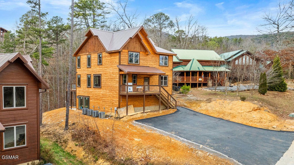 2751 Murray Ridge Road Sevierville, TN 37876 - Photo 35 of 37 Gallery Image 35