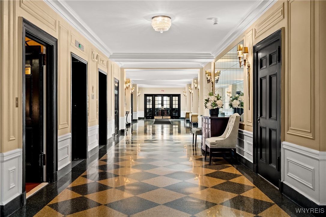 33 Gates Circle, Unit 10D Buffalo, NY 14222 - Photo 2 of 38