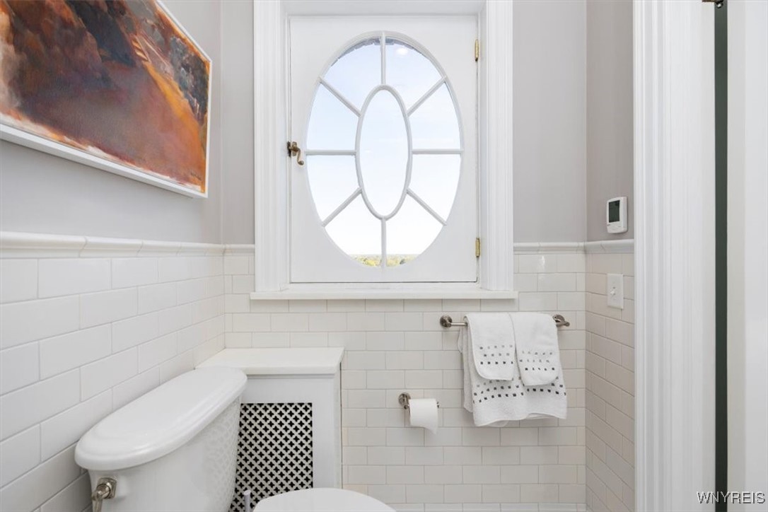 33 Gates Circle, Unit 10D Buffalo, NY 14222 - Photo 21 of 38