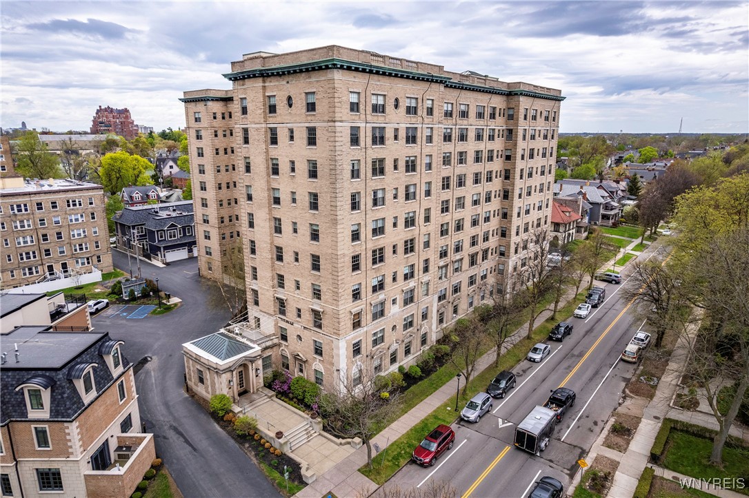 33 Gates Circle, Unit 10D Buffalo, NY 14222 - Photo 27 of 38