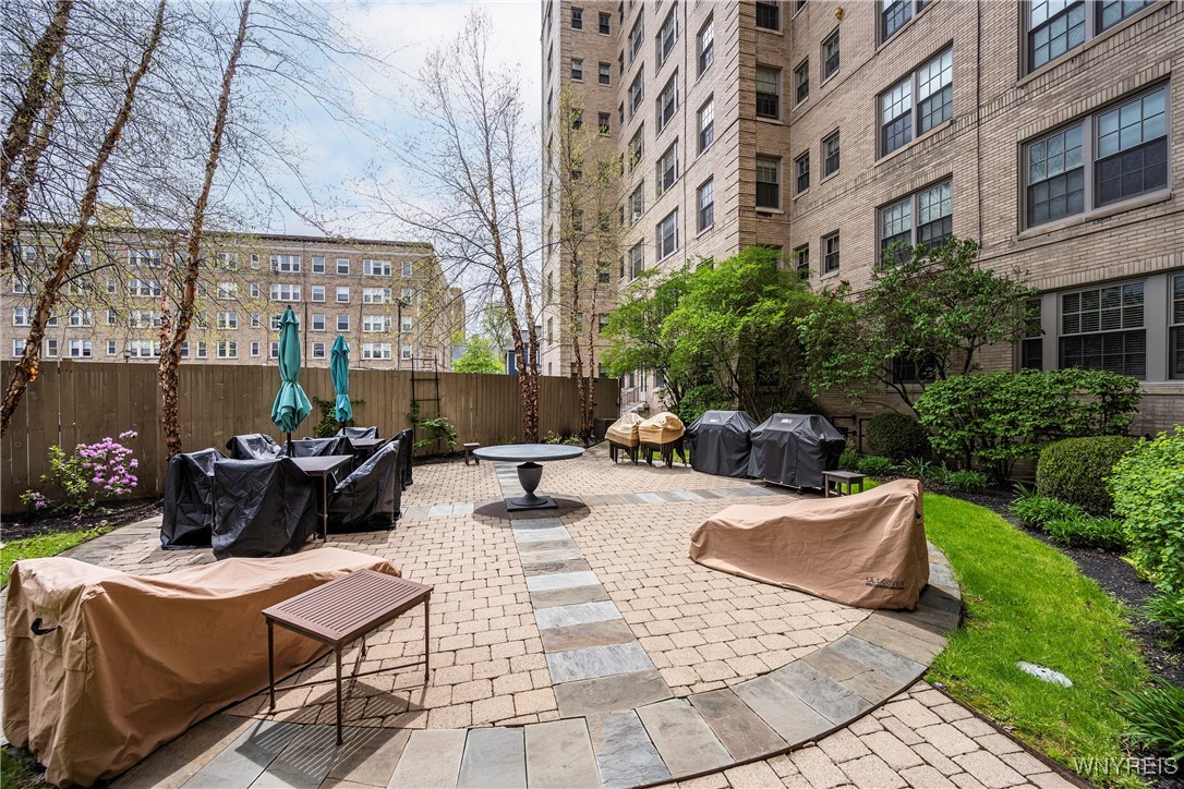33 Gates Circle, Unit 10D Buffalo, NY 14222 - Photo 37 of 38