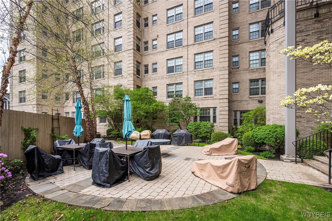 33 Gates Circle, Unit 10D Buffalo, NY 14222 - Photo 38 of 38