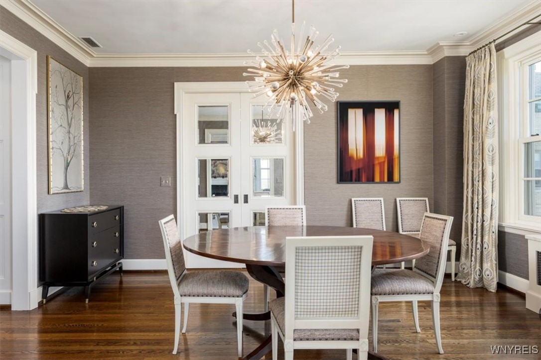 33 Gates Circle, Unit 10D Buffalo, NY 14222 - Photo 5 of 38