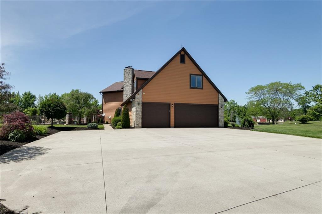 10225 Cisco Road Sidney, OH 45365 - Photo 4 of 70