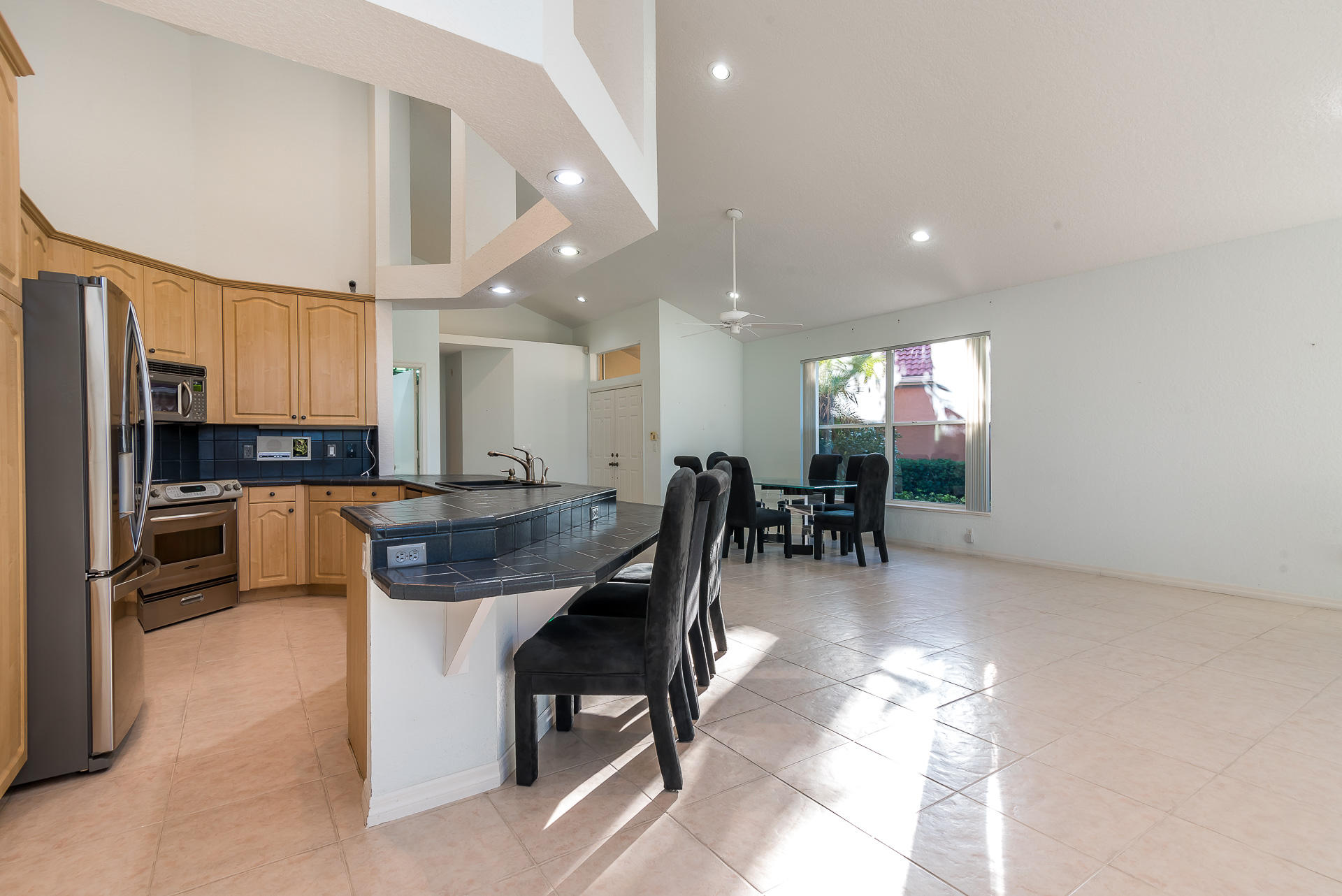 17200 Hampton Boulevard Boca Raton, FL 33496 - Photo 8 of 39 photo-8