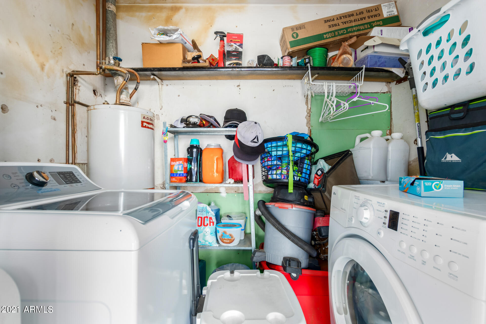512 North Drew Street West Mesa, AZ 85201 - Photo 39 of 43 514 Laundry