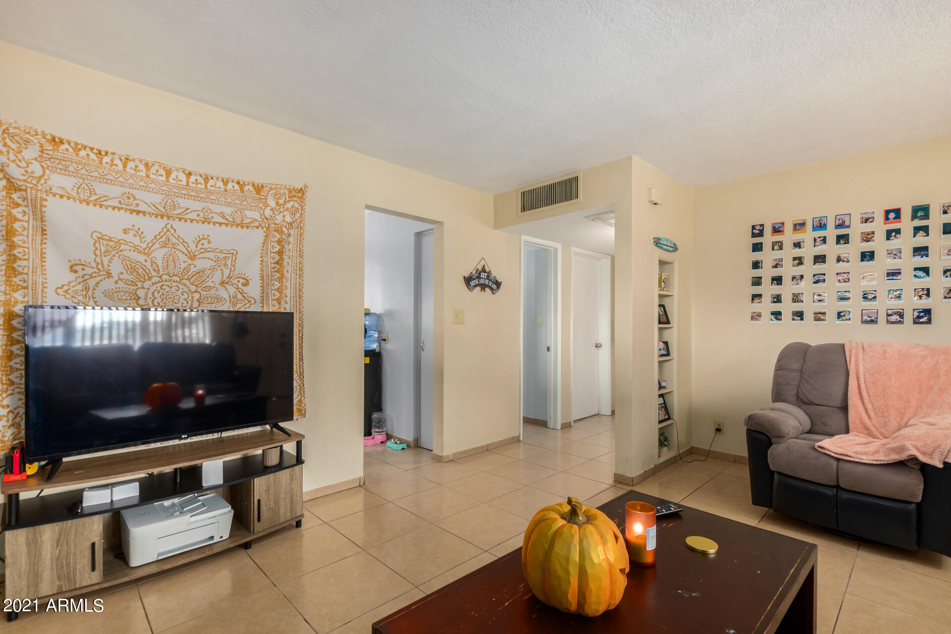512 North Drew Street West Mesa, AZ 85201 - Photo 6 of 43 512 Living area