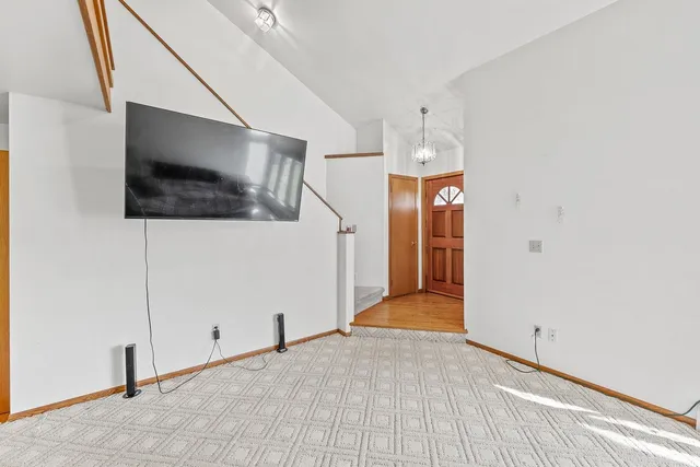 $249,900 | 107 Kimball Avenue, Elroy, WI 53929