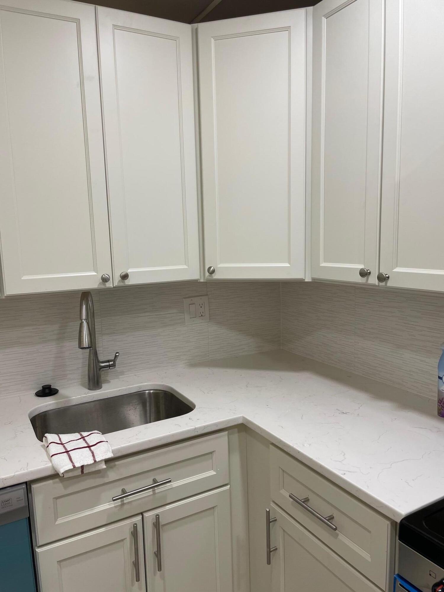 618 Northwest 13th Street, Unit 14 Boca Raton, FL 33486 - Photo 2 of 11 New kitchen