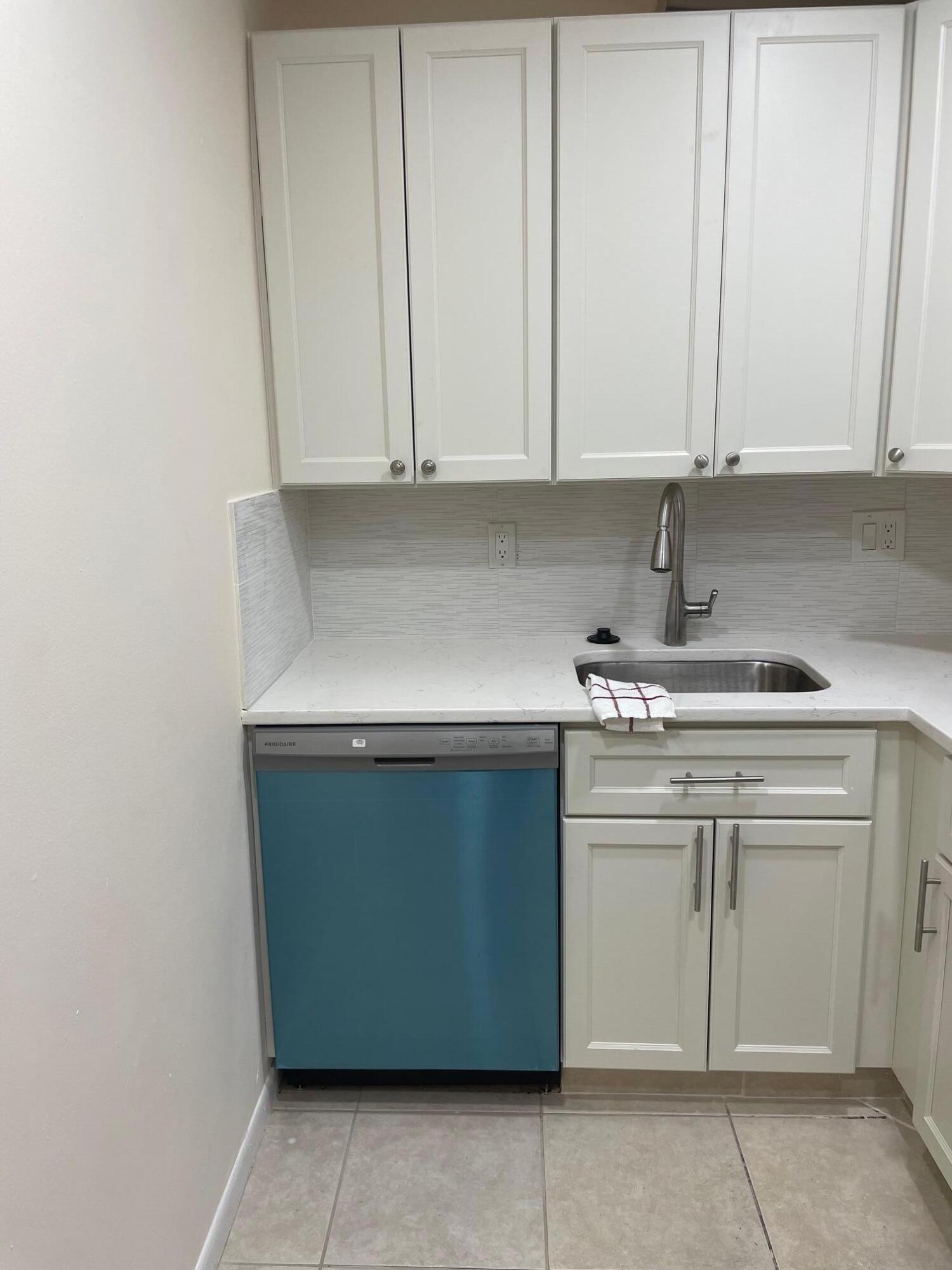 618 Northwest 13th Street, Unit 14 Boca Raton, FL 33486 - Photo 5 of 11 new appliances