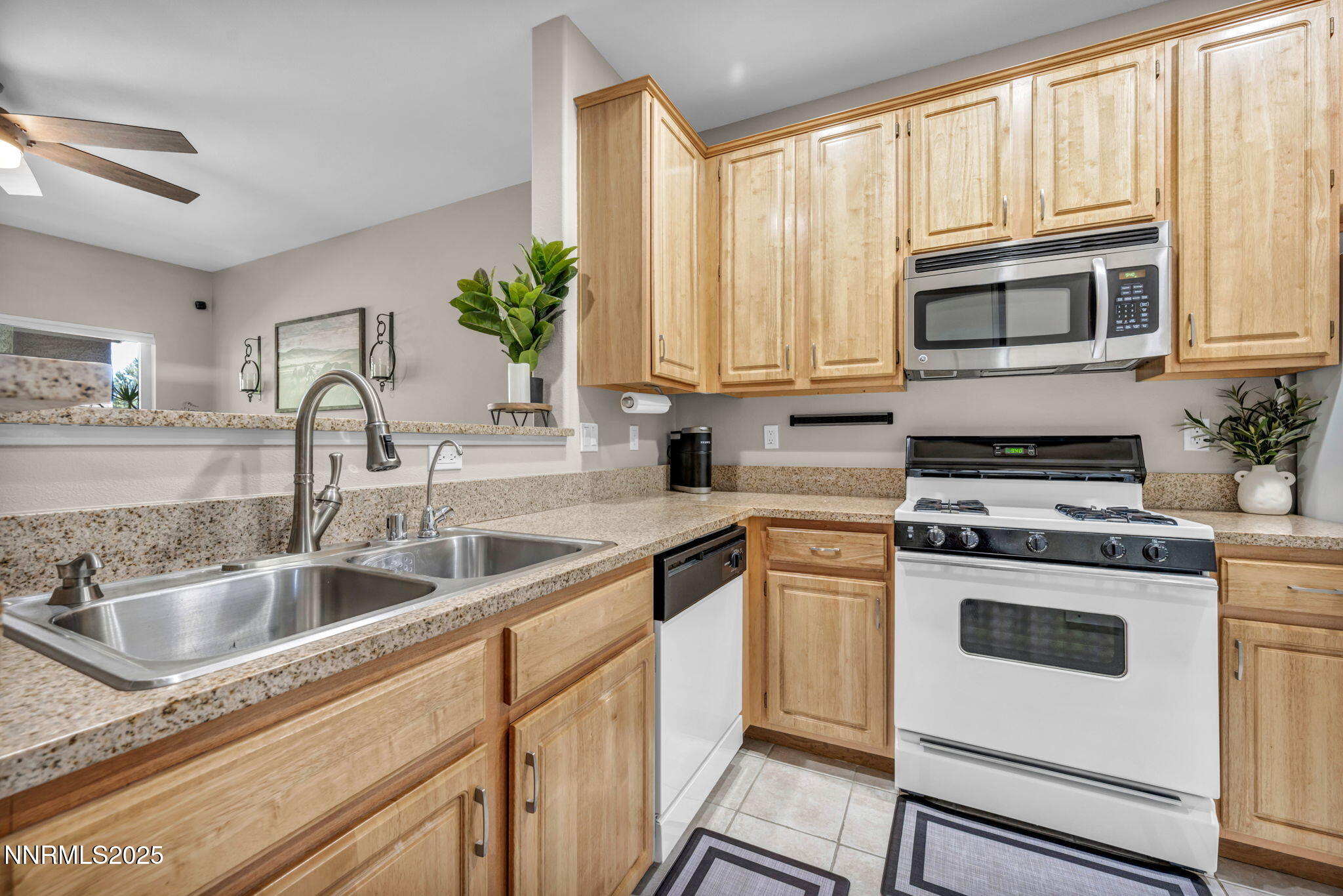 900 South Meadows Parkway, Unit 2623 Reno, NV 89521 - Photo 23 of 55 72-web-or-mls-900-s-meadows-pkwy-2623